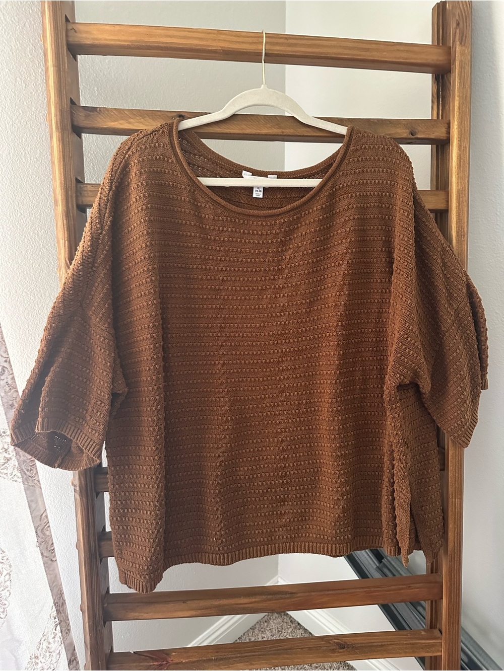 Time and Tru Chocolate Brown Textured Knit Scoop Neck Sweater